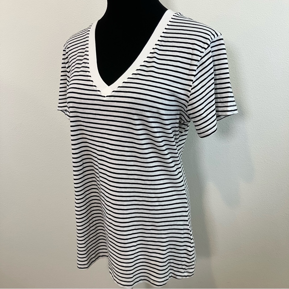 V-Neck Short Sleeve Tee - Picture 5 of 8